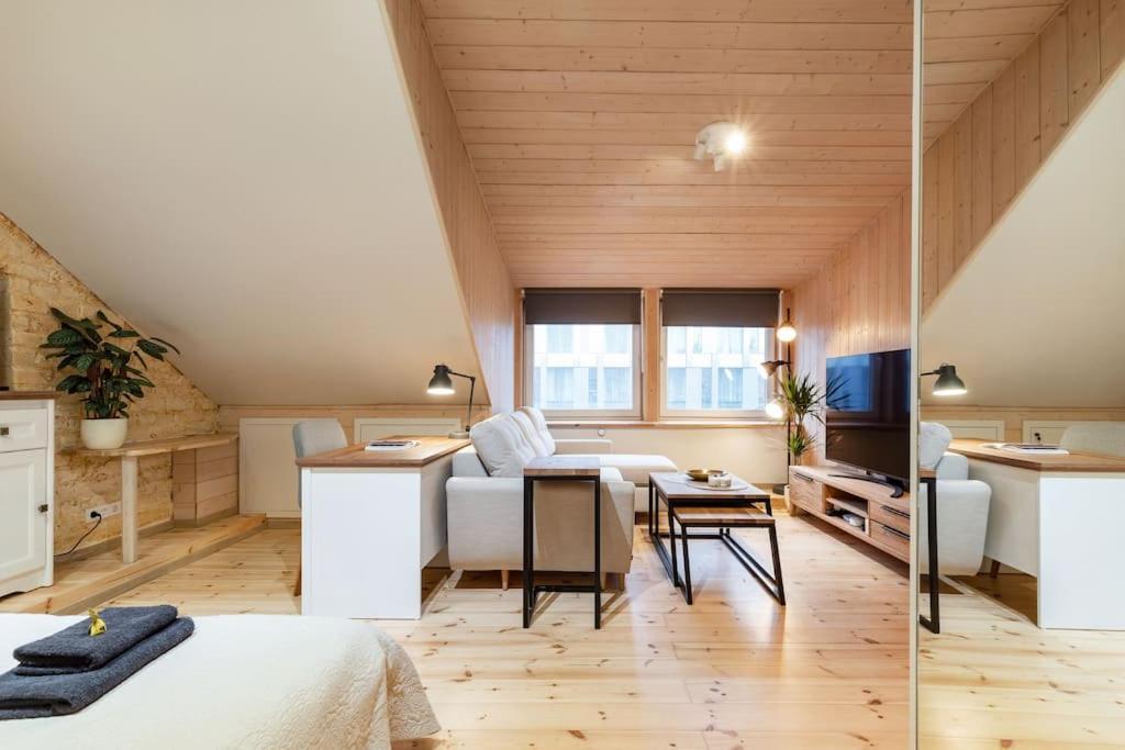 Luxury Apartment In Gedimino Av. VNO Exterior foto